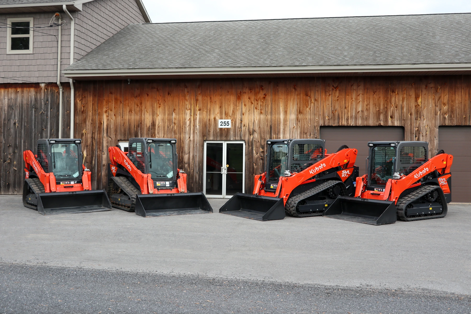 Kubota 4 siblings
